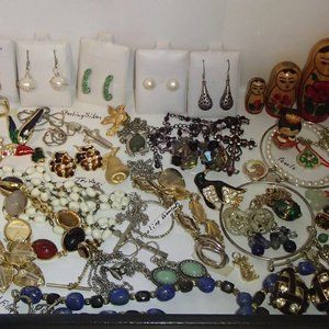 SUPER SPECIAL Vintage Jewelry Lot All Wearable 70+